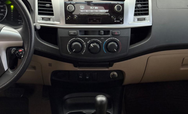 HILUX SW4 SR 2.7 Aut. 2014 - Completíssima e Pronta pra Família ou Trabalho!-5