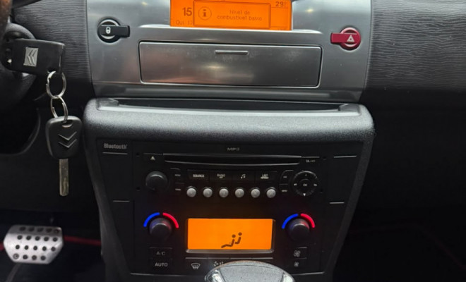 Citroën C4 PAL.Excl/Excl(Tech.) 2.0/2.0 Flex Aut 2011-9