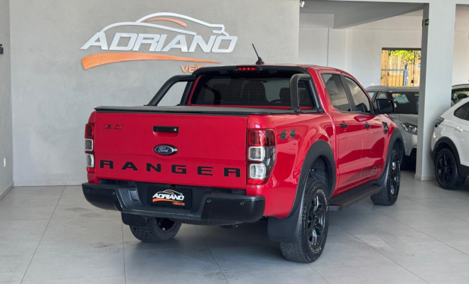 RANGER FX4 3.2 4x4 CD Aut. 2023 Diesel - Só 40 Mil Km, com Garantia de Fábrica!-2