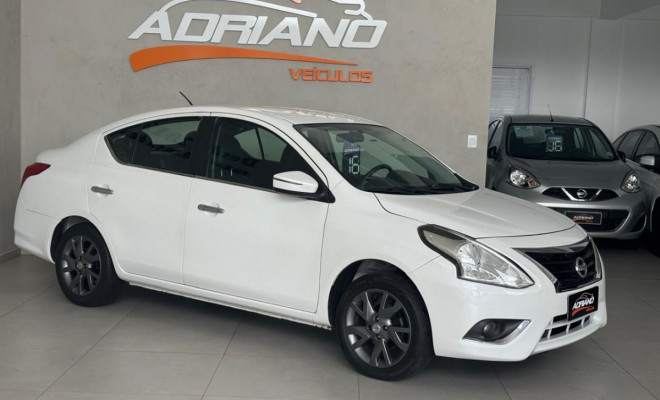 VERSA UNIQUE 1.6 2016 - Câmbio Manual, Completo e Econômico!-15