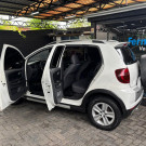 VW - VolksWagen CROSSFOX 1.6 Mi Total Flex 8V 5p 2011 Flex-1