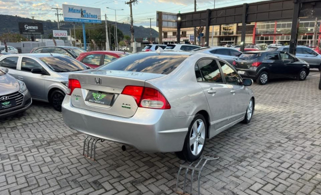 Honda Civic Sedan LXS 1.8/1.8 Flex 16V Mec. 4p 2008 Flex-2