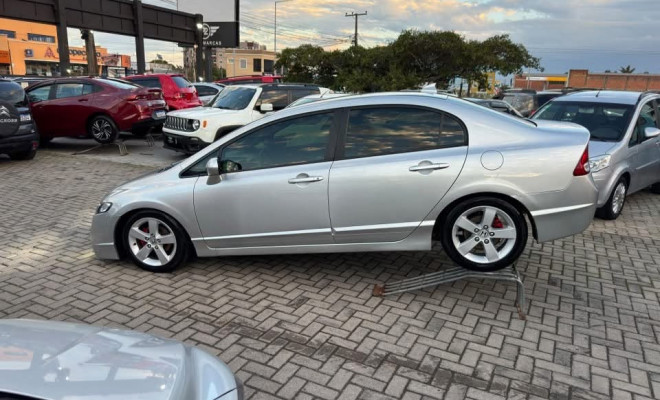 Honda Civic Sedan LXS 1.8/1.8 Flex 16V Mec. 4p 2008 Flex-18
