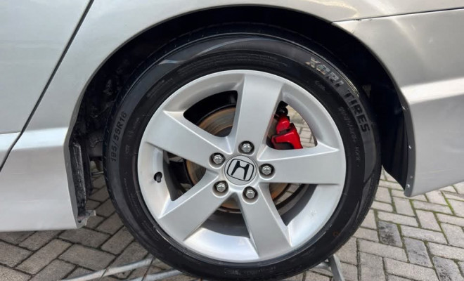 Honda Civic Sedan LXS 1.8/1.8 Flex 16V Mec. 4p 2008 Flex-13