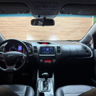 Kia Motors Cerato 1.6 16V  Flex  Aut. 2014-3