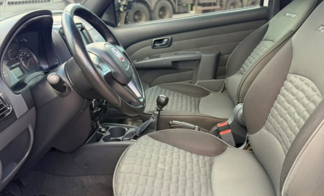 Fiat Strada Adventure1.8/ 1.8 LOCKER Flex CD 2019 Flex-8