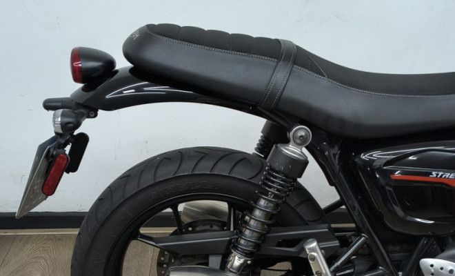 TRIUMPH STREET  TWIN 900cc 2020 Gasolina-5
