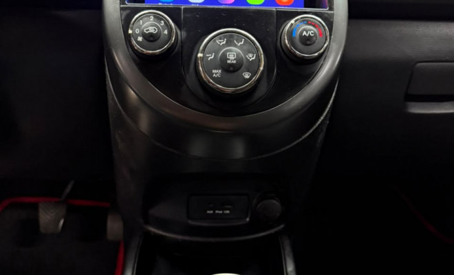 Kia Motors SOUL 1.6/ 1.6 16V FLEX Mec. 2011-9