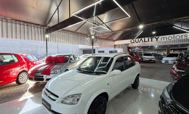 GM - Chevrolet Classic Life/LS 1.0 VHC FlexP. 4p 2014 Flex-1