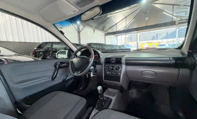 GM - Chevrolet Classic Life/LS 1.0 VHC FlexP. 4p 2014 Flex-8