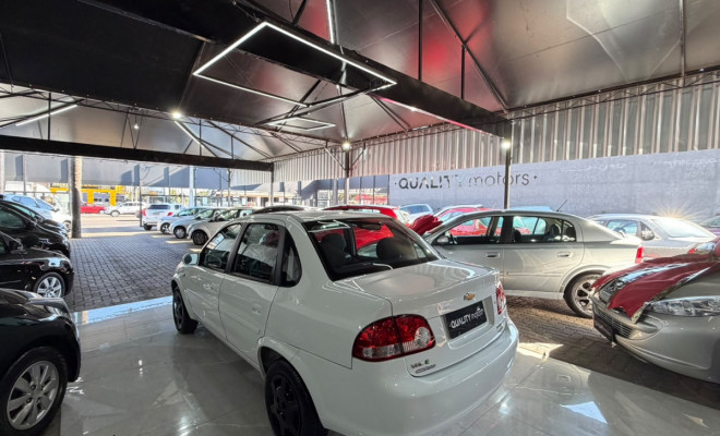 GM - Chevrolet Classic Life/LS 1.0 VHC FlexP. 4p 2014 Flex-4