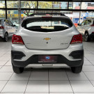 GM - Chevrolet ONIX HATCH ACTIV 1.4 8V Flex 5p Mec. 2017 Flex-5
