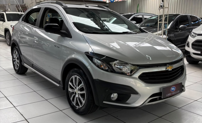 GM - Chevrolet ONIX HATCH ACTIV 1.4 8V Flex 5p Mec. 2017 Flex-1