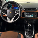 GM - Chevrolet ONIX HATCH ACTIV 1.4 8V Flex 5p Mec. 2017 Flex-9