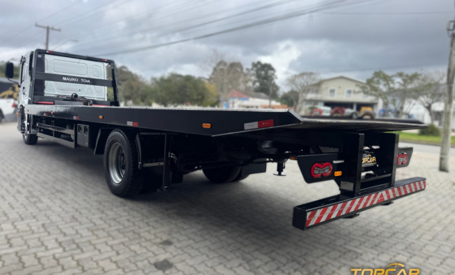VOLKSWAGEN 13-190 E Constellation 2p (diesel)(E5) 2015 Diesel-3