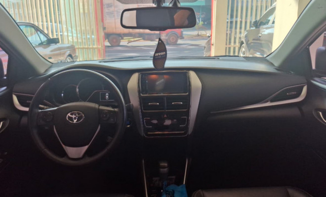 Toyota YARIS XLS Connect Sed. 1.5 Flex 16V Aut. 2022 Flex-7