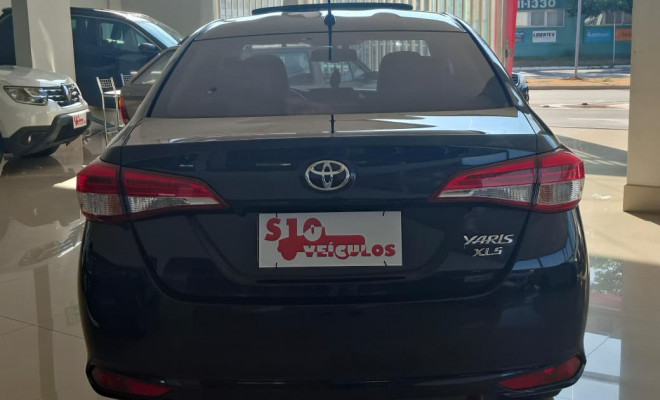 Toyota YARIS XLS Connect Sed. 1.5 Flex 16V Aut. 2022 Flex-3