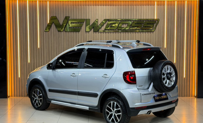 VW - VolksWagen CROSSFOX 1.6 Mi Total Flex 8V 5p 2013 Flex-2