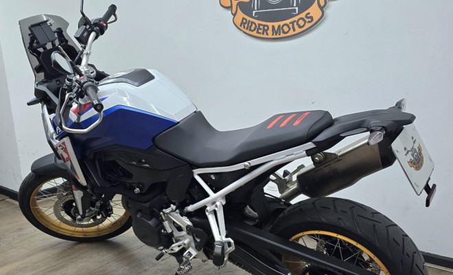 BMW F 900 GS Trophy 2025 Gasolina-11