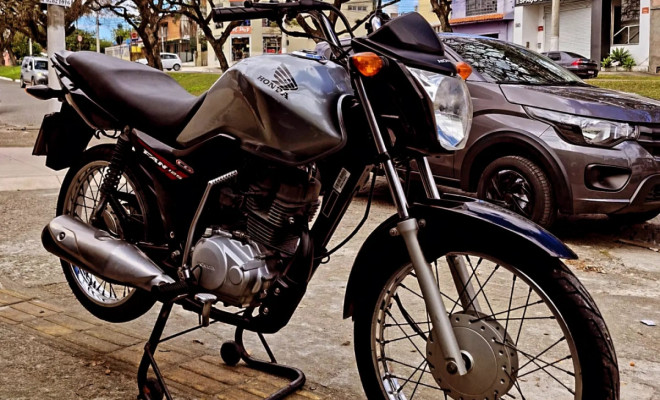 HONDA CG 125 FAN / FAN KS / 125 i FAN 2015 Gasolina-0