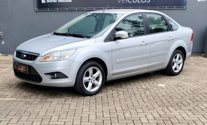 Ford Focus Sedan 2.0 16V/2.0 16V Flex 4p Aut. 2010 Flex