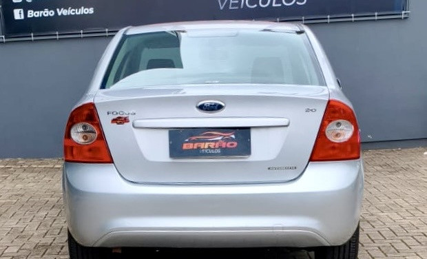 Ford Focus Sedan 2.0 16V/2.0 16V Flex 4p Aut. 2010 Flex-2