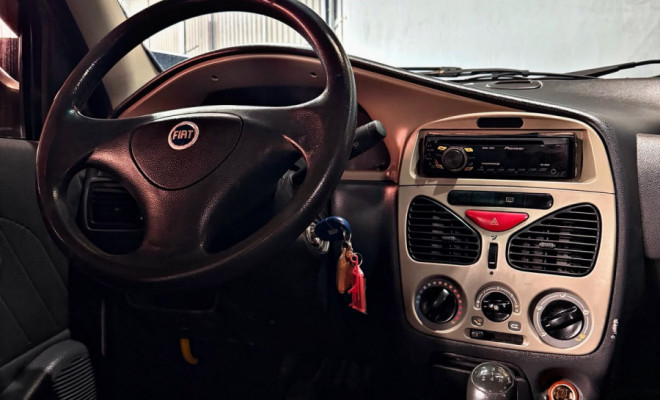 Fiat Palio Celebration 1.0 Fire Flex 8V 4p 2008 Flex-4