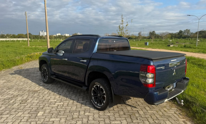 Mitsubishi L200 Triton Sport HPE 2.4 CD Diesel Aut. 2024 Diesel-2