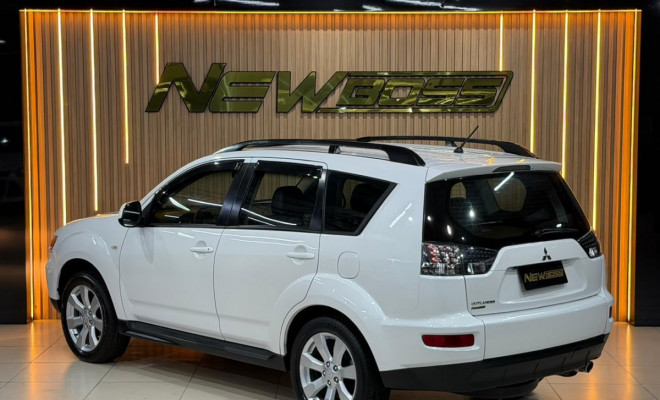 Mitsubishi OUTLANDER 2.0 16V 160cv Aut. 2012 Gasolina-2