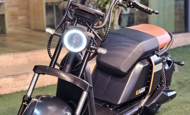 Scooter Elétrica UltraMoove U007 Zero KM Elétrico