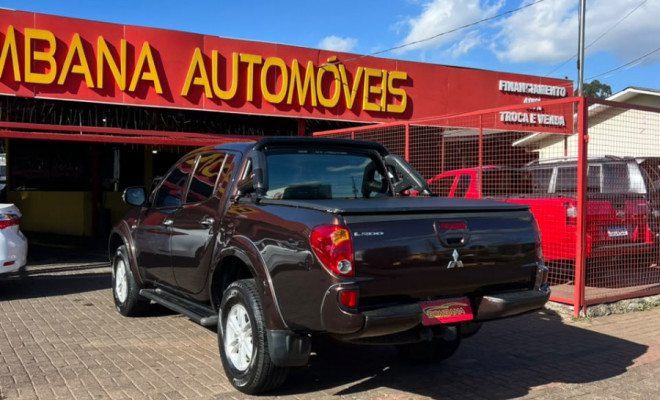Mitsubishi L200 Triton HPE 3.2 CD TB Int.Diesel Aut 2016 Diesel-1