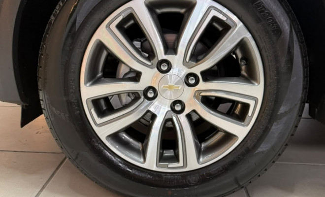 GM - Chevrolet ONIX HATCH ACTIV 1.4 8V Flex 5p Mec. 2018-18
