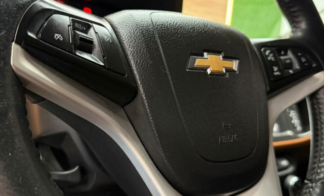 GM - Chevrolet ONIX HATCH ACTIV 1.4 8V Flex 5p Mec. 2018-8