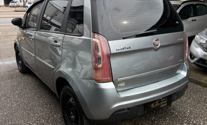 Fiat Idea ESSENCE 1.6 Flex 16V 5p 2011 Flex-2