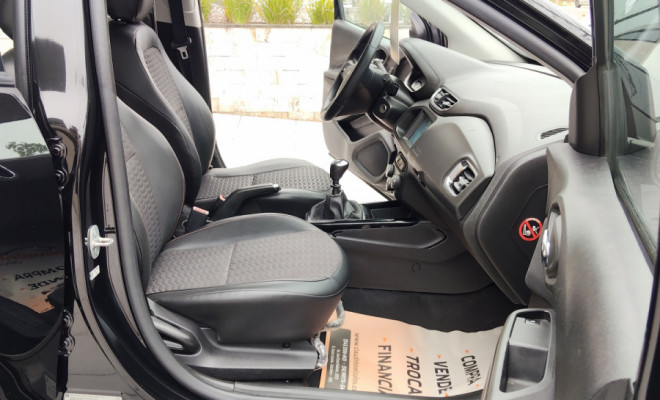 GM - Chevrolet ONIX HATCH LTZ 1.4 8V FlexPower 5p Mec. 2018 Flex-7