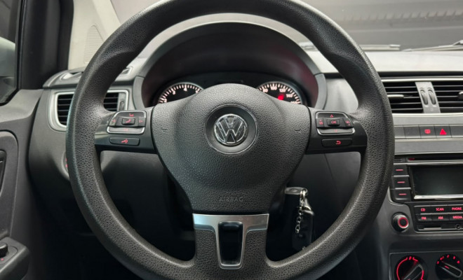 VW - VolksWagen Fox BLUEMOTION 1.0 Mi Total Flex 12V 5p 2014 Flex-3