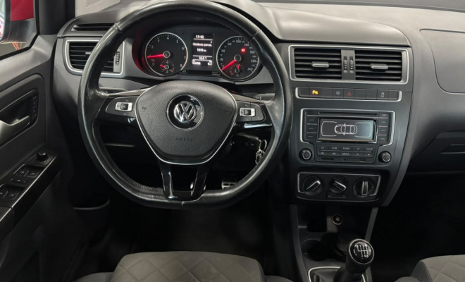 VW - VolksWagen Fox Highline1.6 Flex 2015-5