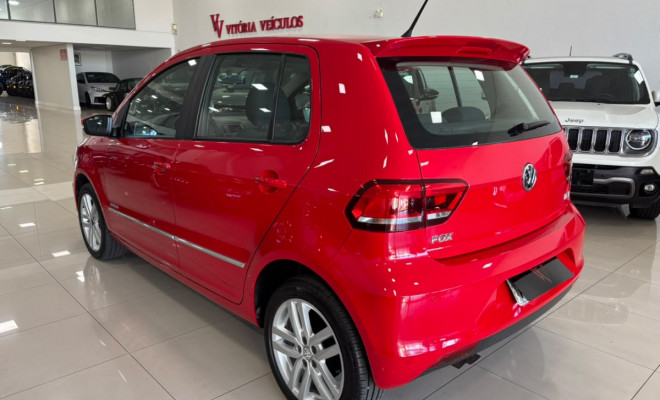 VW - VolksWagen Fox Highline1.6 Flex 2015-3