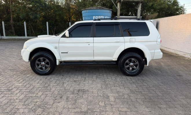 Mitsubishi Pajero Sport HPE 2.5 4x4 Diesel Aut. 2011 Diesel-18