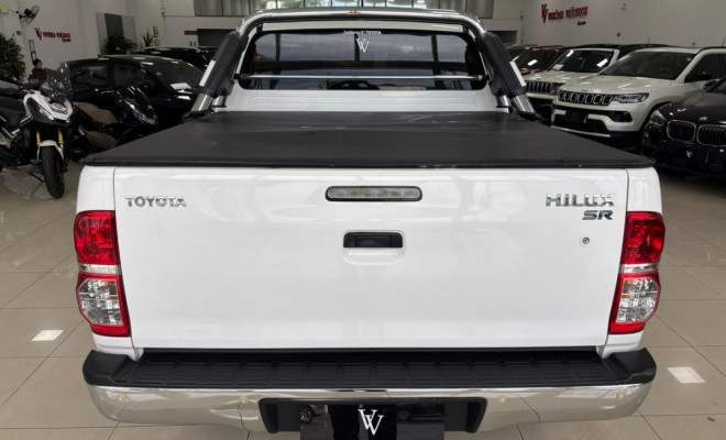 Toyota Hilux CD SR D4-D 4x4 3.0 TDI Dies Aut. 2015 Flex-4