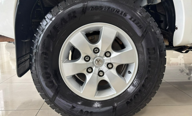 Toyota Hilux CD SR D4-D 4x4 3.0 TDI Dies Aut. 2015 Flex-8