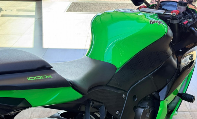 KAWASAKI NINJA  ZX-10R 2012 Gasolina-3