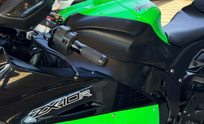 KAWASAKI NINJA  ZX-10R 2012 Gasolina-1
