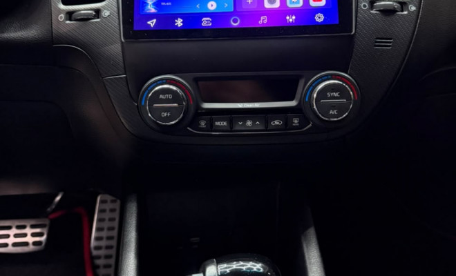 Kia Motors Cerato 1.6 16V  Flex  Aut. 2018-8