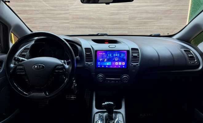 Kia Motors Cerato 1.6 16V  Flex  Aut. 2018-4