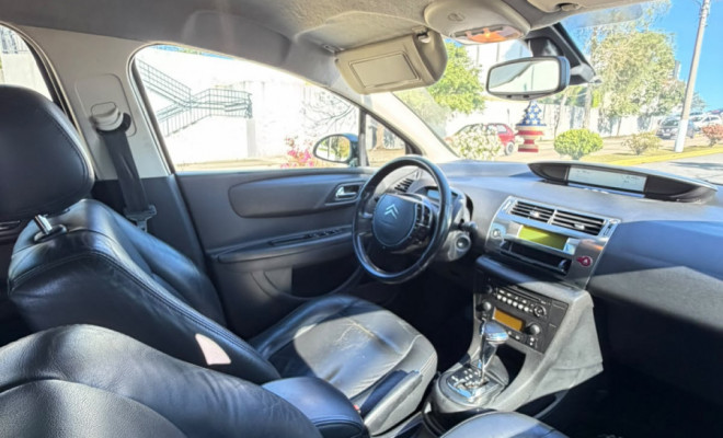 Citroën C4 Excl.2.0/2.0 Solaris Flex 16V 5p Aut. 2010 Flex-10