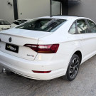 VW - VolksWagen JETTA Comfort. 250 TSI 1.4 Flex 16v Aut. 2020 Flex-8