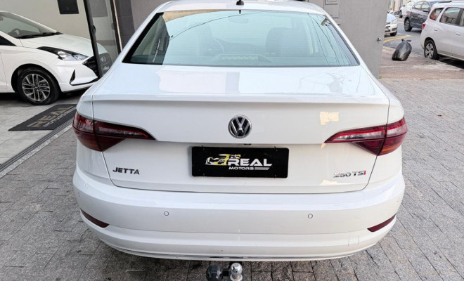 VW - VolksWagen JETTA Comfort. 250 TSI 1.4 Flex 16v Aut. 2020 Flex-11