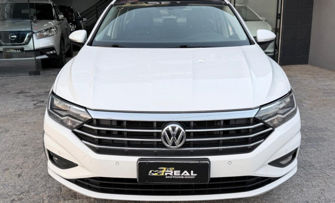 VW - VolksWagen JETTA Comfort. 250 TSI 1.4 Flex 16v Aut. 2020 Flex-9