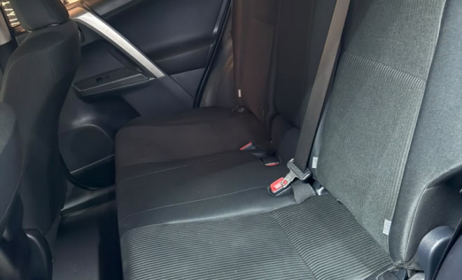 Toyota RAV4 2.0 4x2 16V Aut. 2014 Gasolina-11